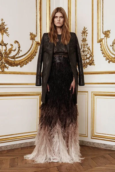 Look 7